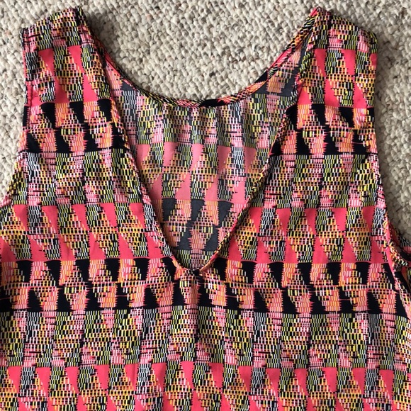 Tank Top - Picture 4 of 4